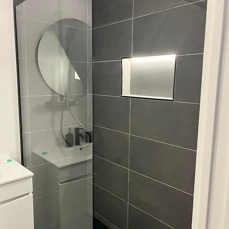 H I Predio Apartment *