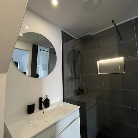 H I Predio Apartment